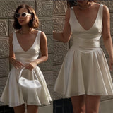 Ivory V-neck Homecoming Dresses Elegant Short Cocktail Party HZ0307