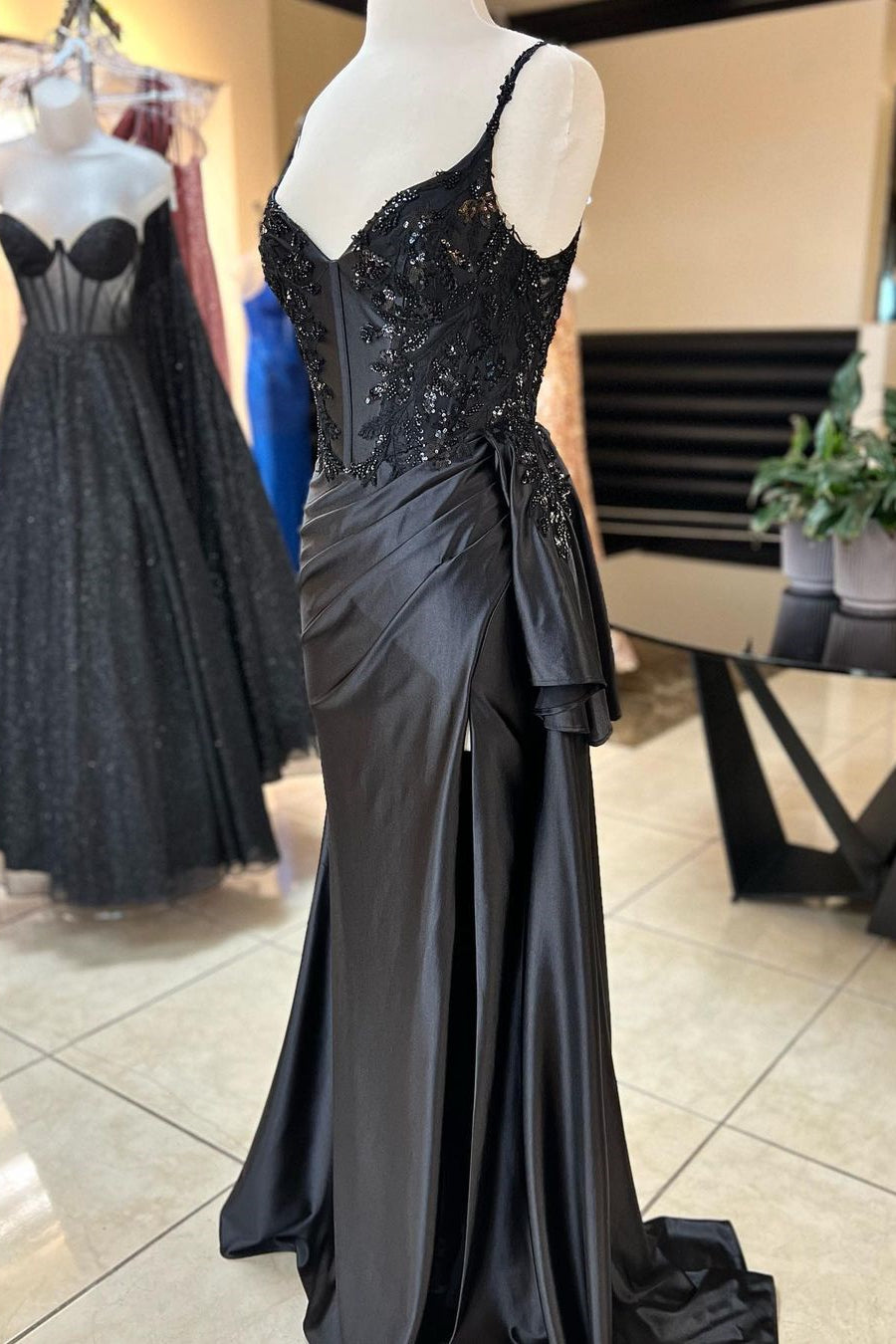 Straps Black Satin Mermaid Beaded Long Evening Dress with HZ0307